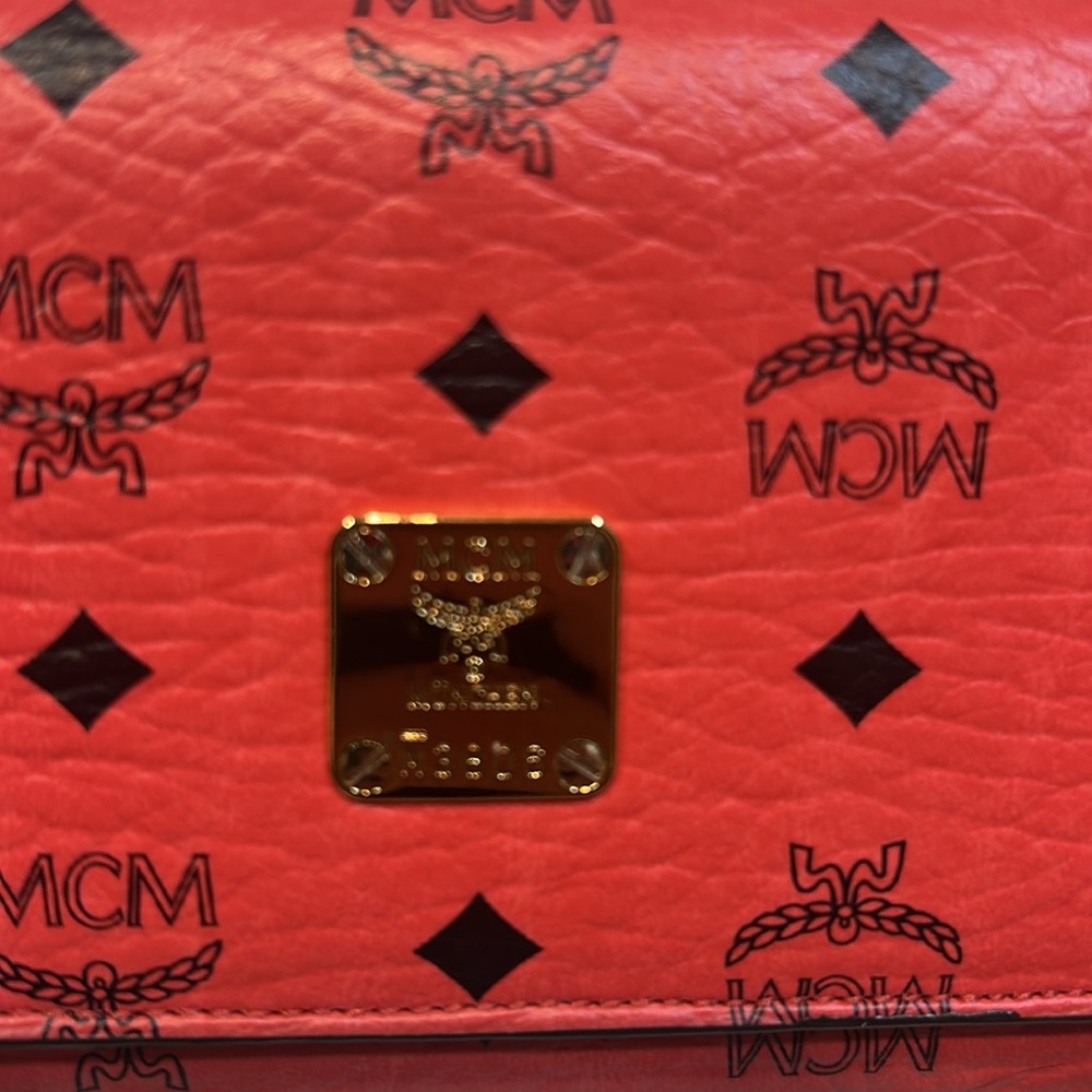 MCM wallet with pink interior, NWOT - Picture 7 of 11